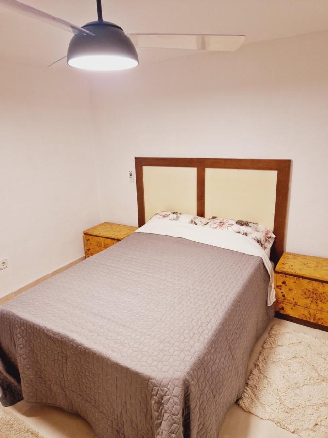 Magnifico Chalet Adosado En Torrevieja, Alicante. Bagian luar foto