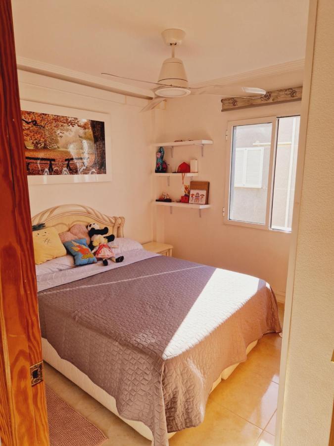 Magnifico Chalet Adosado En Torrevieja, Alicante. Bagian luar foto